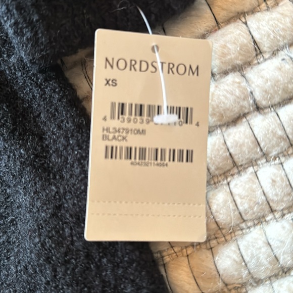 NWT Trouve Nordstrom off the shoulder sweater tunic/minidress - Picture 2 of 4